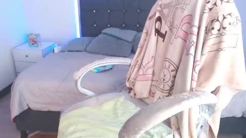 Selena online show from March 6, 2026, 5:20 pm