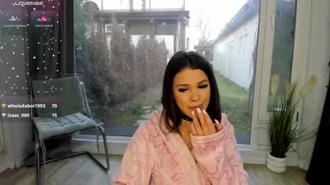 Snapshot of selena_reeves chatting on January 10, 2025, 10:06 am Selena online show from January 10, 2025, 10:06 am