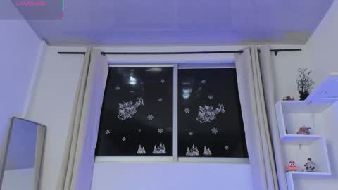 selenafox online show from November 15, 2025, 1:58 am