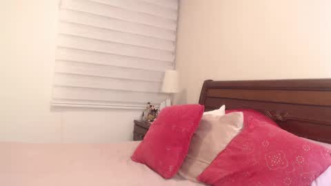 Selena online show from February 5, 2026, 2:38 am