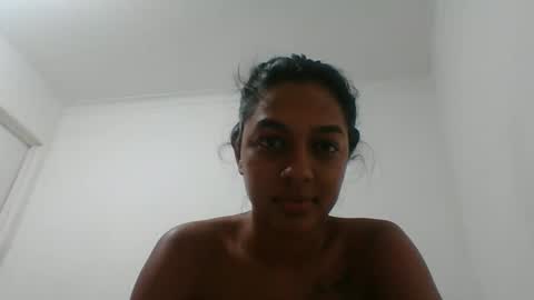 selene online show from September 20, 2025, 2:56 am