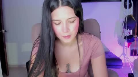 Snapshot of selene_king22 chatting on October 6, 2025, 4:04 pm Alejandra  online show from October 6, 2025, 4:04 pm