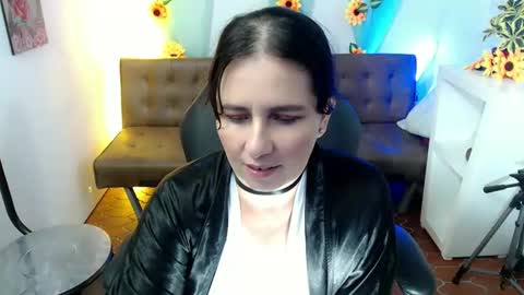 selene online show from March 4, 2025, 2:10 pm