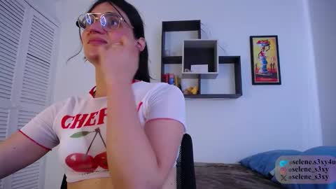 selene_s3xy online show from January 16, 2026, 9:30 pm