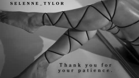 Selene online show from June 30, 2026, 7:37 pm
