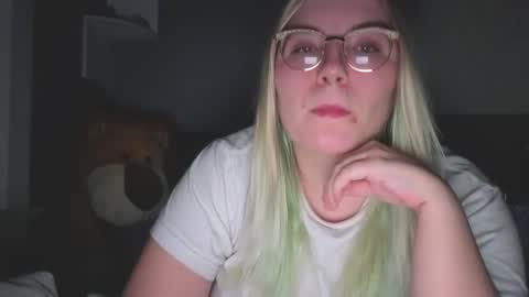 Selene online show from March 30, 2026, 9:10 am