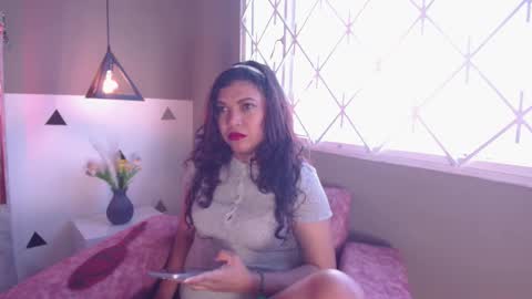 Selene online show from November 27, 2025, 12:07 pm