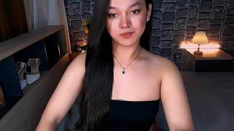 Snapshot of selenesantiago chatting on January 27, 2025, 1:05 am joan online show from January 27, 2025, 1:05 am