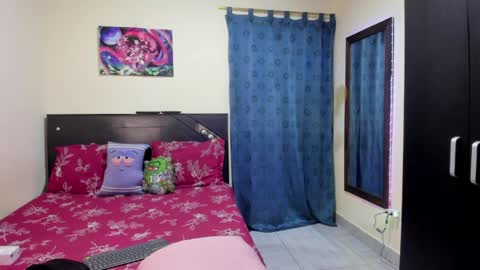 Sele online show from April 9, 2026, 12:54 am