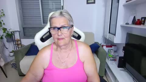 Snapshot of selenna57 chatting on May 12, 2026, 5:54 pm Selenna online show from May 12, 2026, 5:54 pm