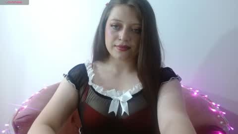 Snapshot of selenne_05_ chatting on May 22, 2026, 7:15 am Selenne online show from May 22, 2026, 7:15 am