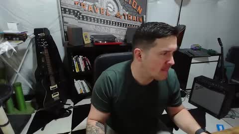 selfsuck0089 online show from March 12, 2025, 5:49 pm