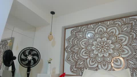 Selket online show from December 2, 2024, 11:45 am