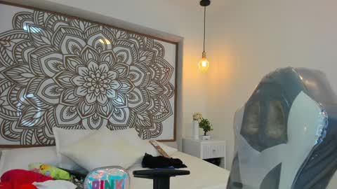 Selket online show from January 7, 2025, 11:05 am