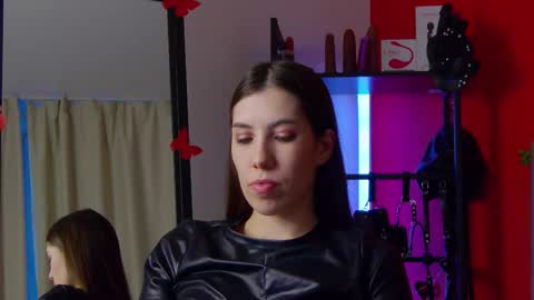 Nicole online show from February 3, 2026, 6:22 am