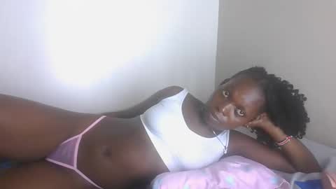 sellinprinces online show from November 28, 2025, 9:06 pm