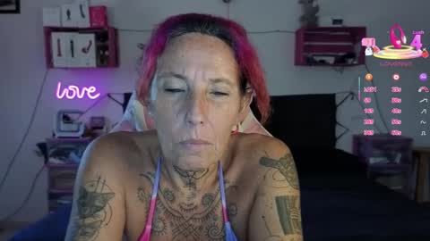 Selvaggia Del Caribe online show from September 26, 2025, 4:33 pm