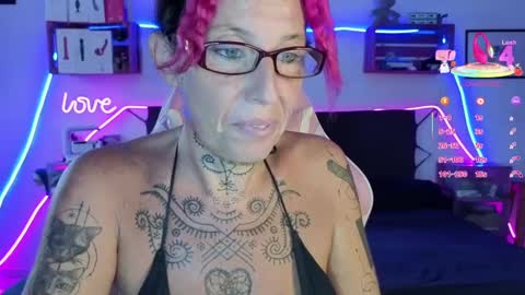 Selvaggia Del Caribe online show from September 30, 2025, 4:23 pm