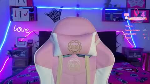 Selvaggia Del Caribe online show from February 4, 2026, 6:36 pm