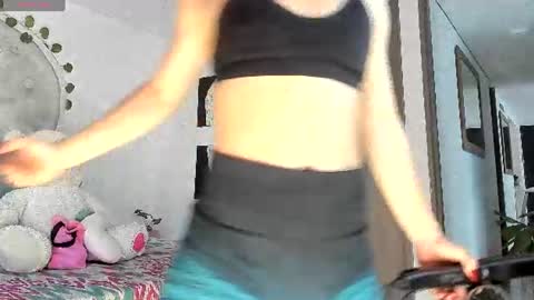 Selyn online show from June 11, 2026, 11:08 am