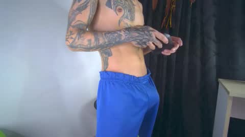 sem_alas online show from February 4, 2026, 12:38 am