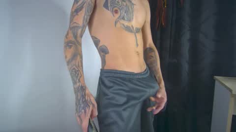 sem_alas online show from March 19, 2026, 1:53 am