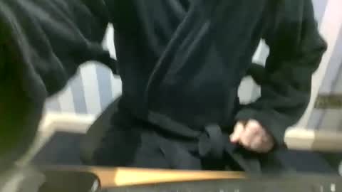 semickey3 online show from November 22, 2025, 8:02 am