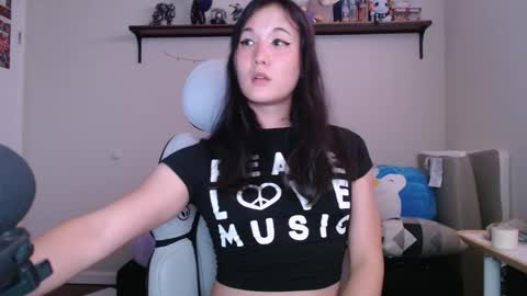 Snapshot of sen_and_sin chatting on October 17, 2025, 3:42 am Sen online show from October 17, 2025, 3:42 am