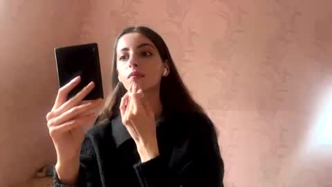 Ann online show from April 22, 2026, 9:22 am