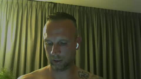 sence08 online show from May 20, 2026, 8:48 pm