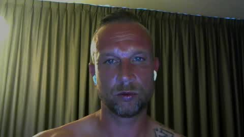 Snapshot of sence08 chatting on June 21, 2026, 7:05 pm sence08 online show from June 21, 2026, 7:05 pm