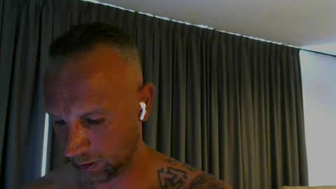 Snapshot of sence08 chatting on July 17, 2026, 3:39 pm sence08 online show from July 17, 2026, 3:39 pm