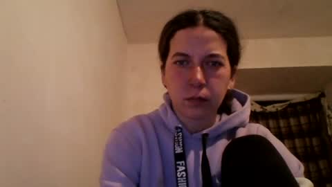 sendiarayl online show from February 11, 2026, 9:31 pm