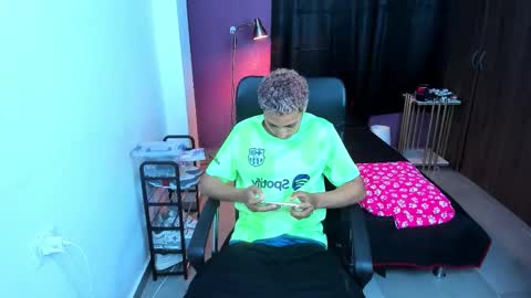 senior_teacher99 online show from January 13, 2026, 12:05 am