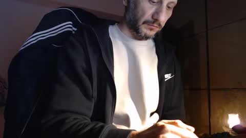 senorneby online show from February 23, 2026, 5:21 pm