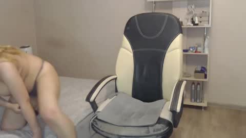 Mary Cherry online show from December 24, 2024, 2:44 pm