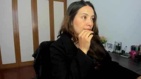 Samantha -  online show from February 14, 2025, 7:23 pm