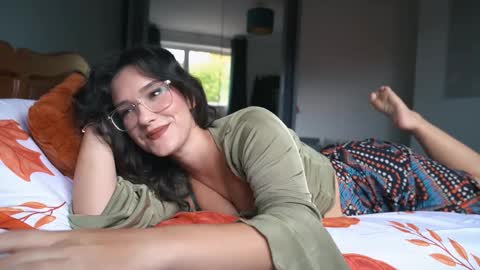 Jasmine online show from October 13, 2025, 11:43 am