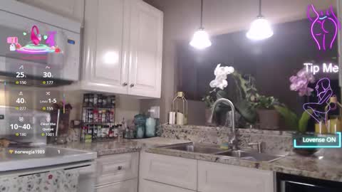 V online show from March 15, 2026, 8:26 pm