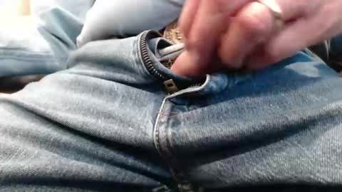 Snapshot of sensualgent69 chatting on April 1, 2026, 9:12 pm sensual online show from April 1, 2026, 9:12 pm