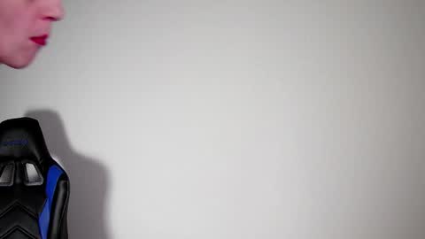 Snapshot of sensualjennn chatting on March 10, 2025, 3:45 am sensualjennn online show from March 10, 2025, 3:45 am