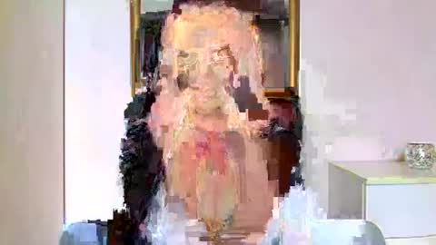 sensuallstella online show from April 22, 2026, 7:11 am