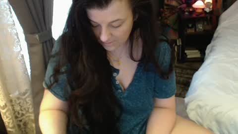 Tara online show from February 5, 2025, 1:33 pm