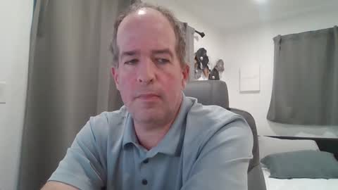 senyai40 online show from October 1, 2025, 8:48 pm