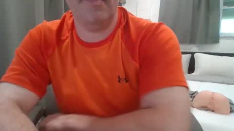 senyai40 online show from November 3, 2025, 6:31 pm