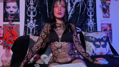 Snapshot of seraphine_hell chatting on October 6, 2025, 4:54 am seraphine online show from October 6, 2025, 4:54 am