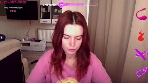 serenamilss online show from September 12, 2025, 7:19 am