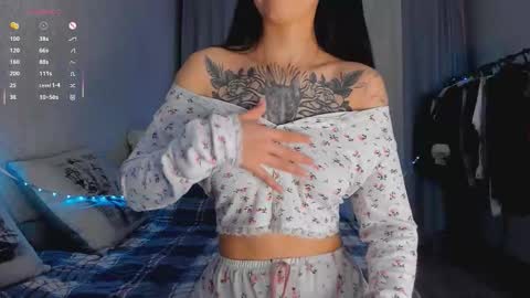 Ariana online show from November 27, 2025, 3:36 pm