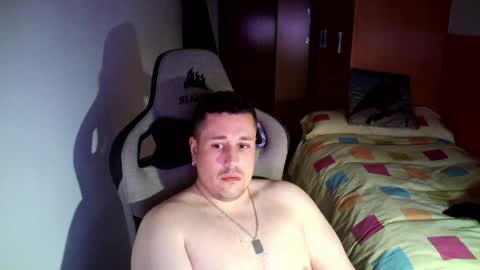 Snapshot of sergio95n chatting on March 12, 2026, 5:41 pm Pollos online show from March 12, 2026, 5:41 pm