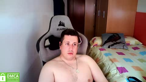 Pollos online show from May 11, 2026, 3:29 pm